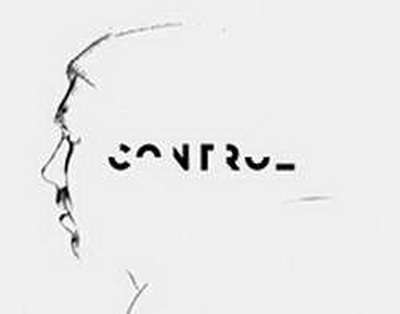 Saxta generalın oğlu və sevgilisini həbs etdilər